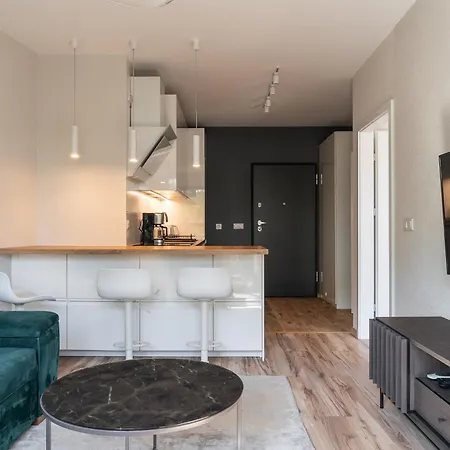 Rentplanet - Ksiecia Witolda Ii Apartamento